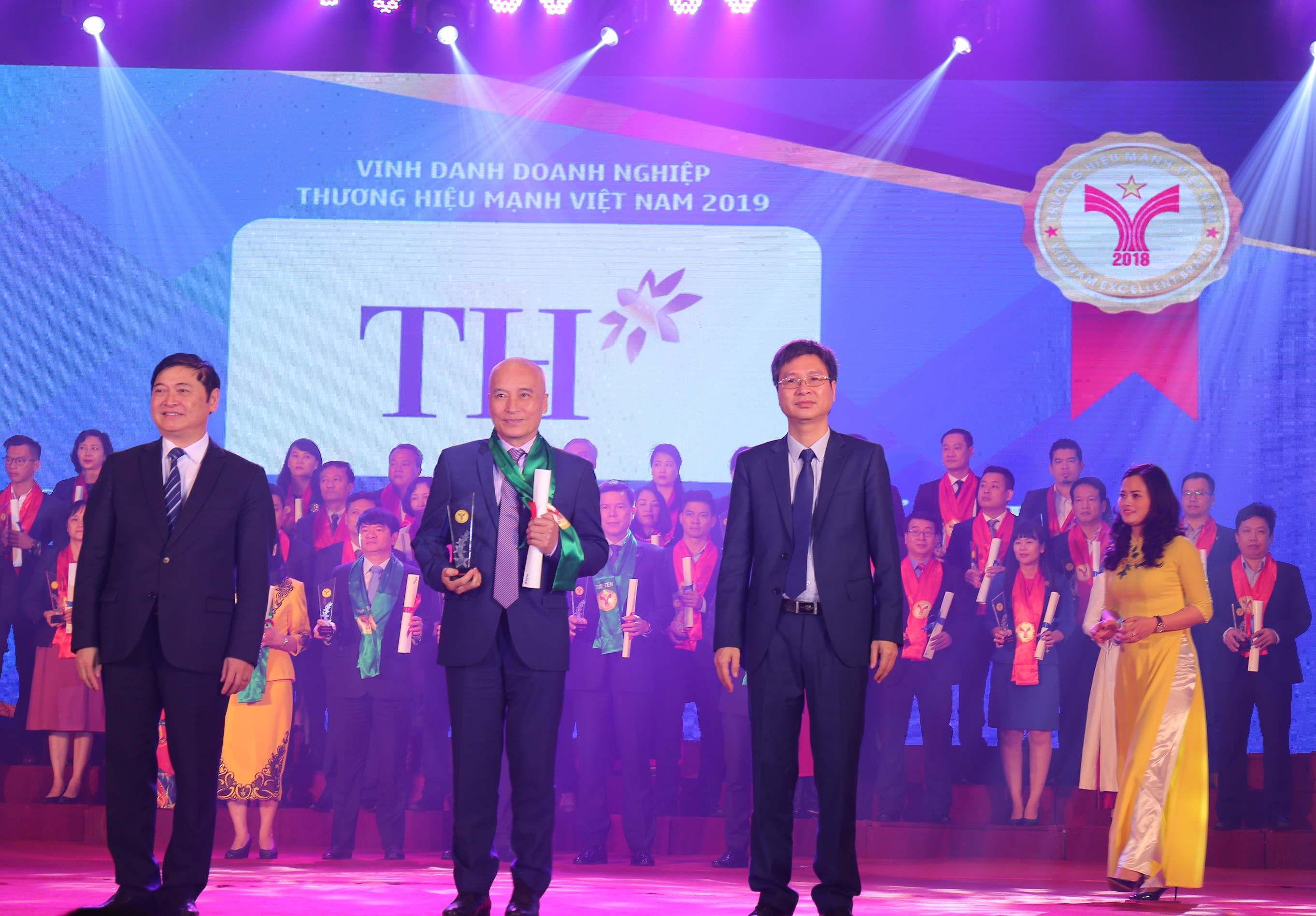 Tập đoàn TH: Doanh nghiệp sữa tươi duy nhất lọt Top 10 Thương hiệu mạnh Việt Nam 2018