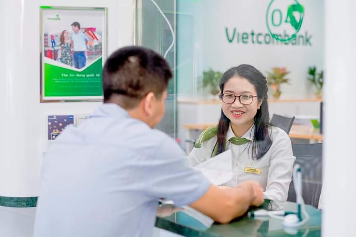 Lợi nhuận Vietcombank giảm sâu