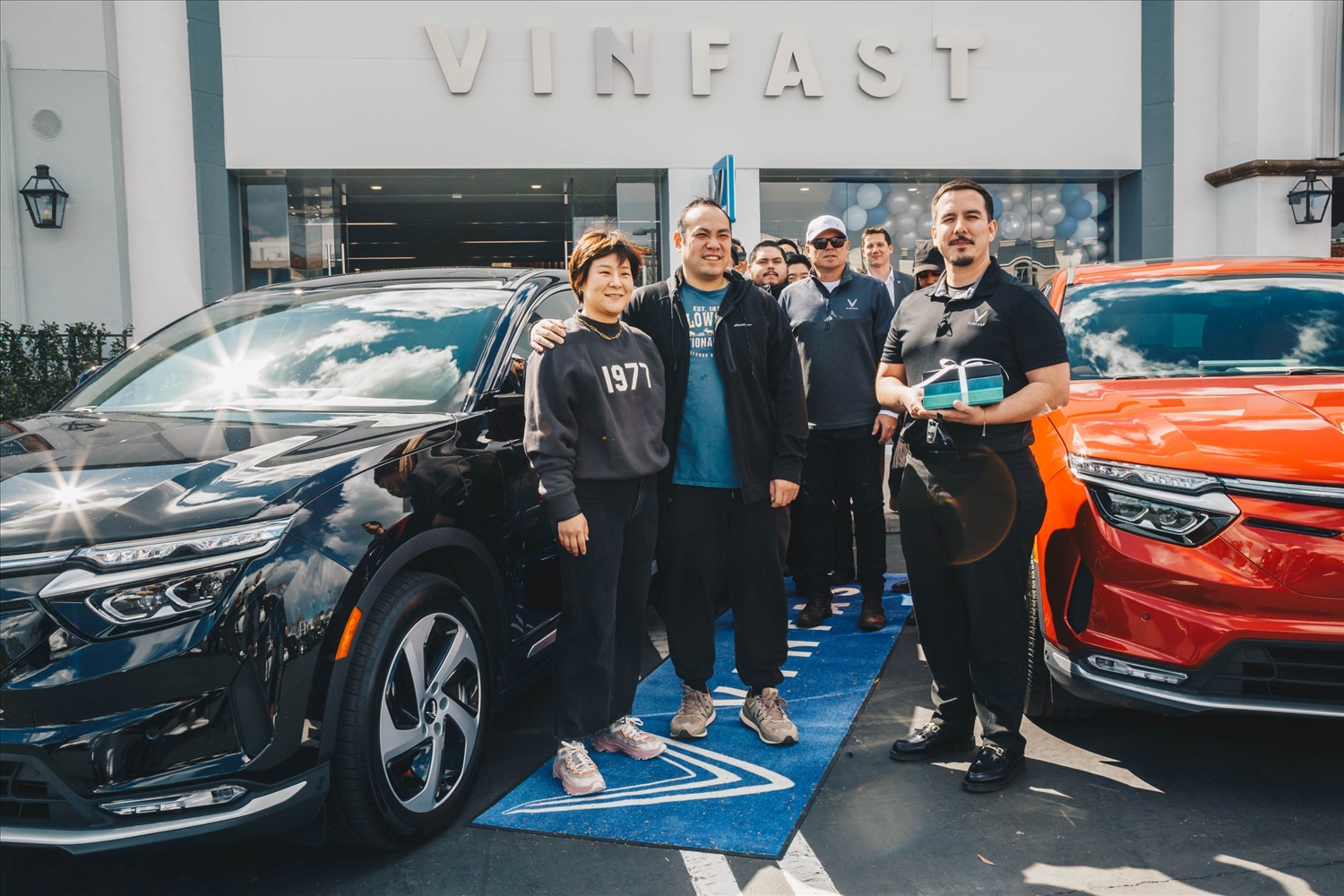 VinFast bàn giao xe cho khách hàng Mỹ