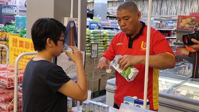 Sữa tươi organic của Vinamilk 'bắt sóng' người tiêu dùng Singapore