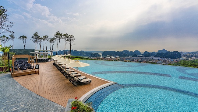 FLC Hotels & Resorts tung voucher nghỉ dưỡng dịp khai trương Bamboo Airways Tower 2