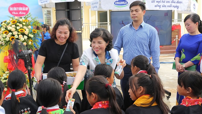 Quỹ sữa Vươn Cao Việt Nam nỗ lực “Để mọi trẻ em đều được uống sữa mỗi ngày” 2