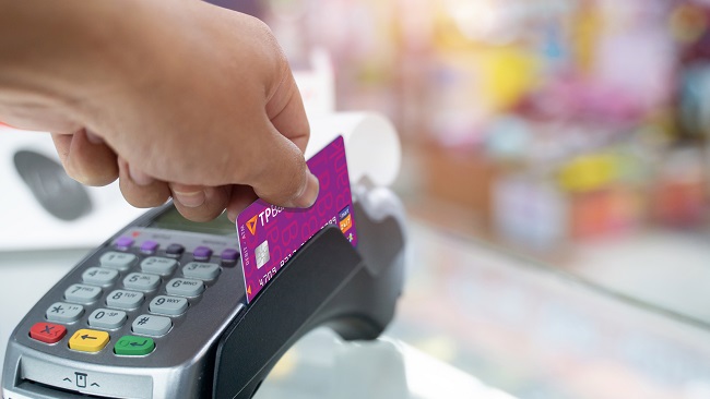 Khách hàng TPBank thoải mái dùng thẻ ATM nội địa tại xứ sở kim chi