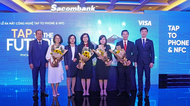 Ngân hàng Việt đầu tiên triển khai công nghệ Tap to phone và NFC 2