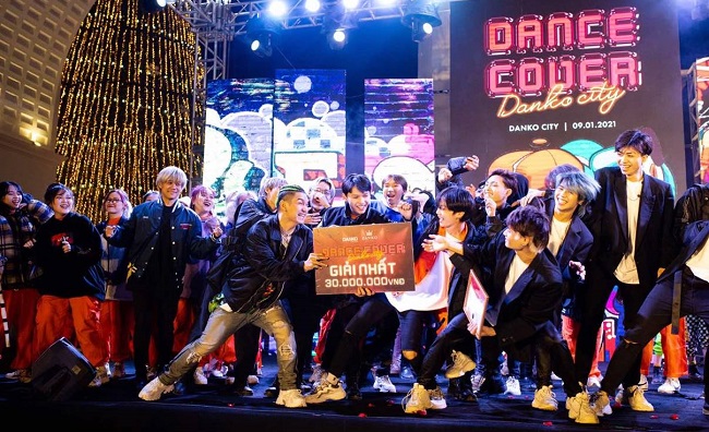 Dance cover Danko City: Bùng cháy với các vũ điệu Kpop cùng Cường seven 1