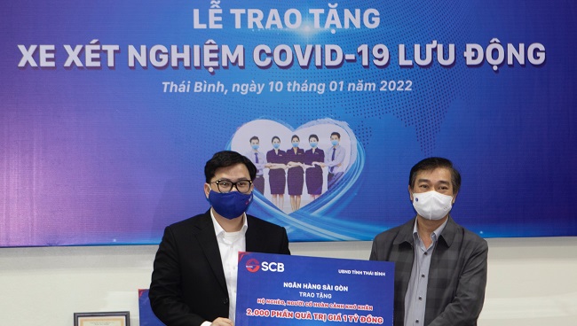 SCB tiếp tục trao tặng xe xét nghiệm lưu động tại Thái Bình và Thanh Hóa 3
