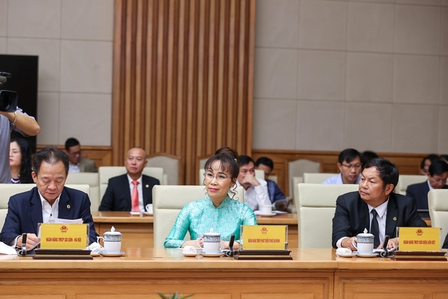 Thủ tướng Phạm Minh Chính gặp mặt lãnh đạo các ngân hàng thương mại 1