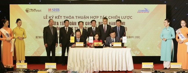 T&T, SHB hợp tác chiến lược với Vietnam Airlines và Đường sắt Việt Nam 1