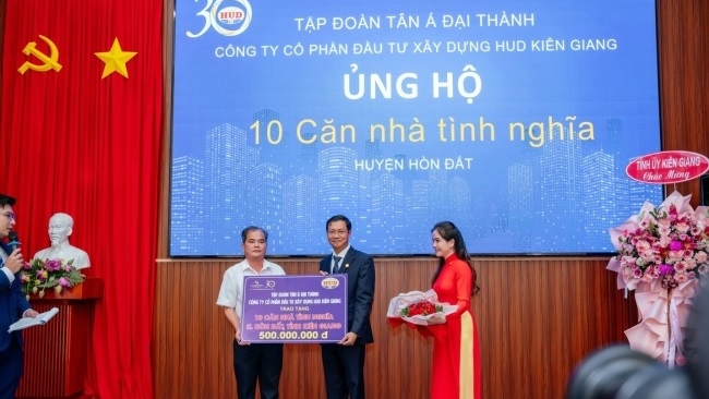 Hàng trăm triệu đồng góp phần cải thiện đời sống người dân tỉnh Kiên Giang