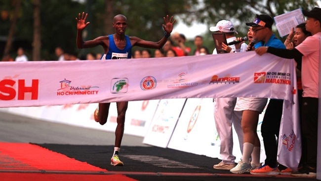 Giải Marathon Quốc tế Thành phố Hồ Chí Minh Techcombank đạt kỷ lục hơn 15.000 người tham dự