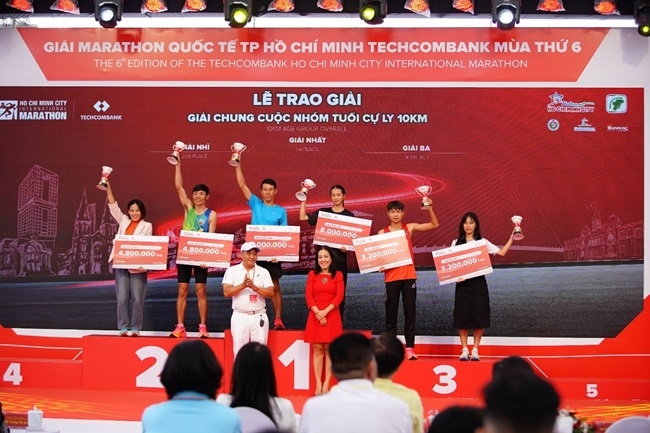 Giải Marathon Quốc tế Thành phố Hồ Chí Minh Techcombank đạt kỷ lục hơn 15.000 người tham dự 3