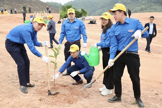 Phát động trồng cây phủ xanh 16 ha dự án sân golf tại tỉnh Phú Thọ 4