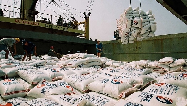 Thủ tướng yêu cầu đẩy mạnh xuất khẩu gạo, tận dụng thời cơ từ El Nino