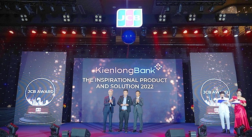 KienlongBank nhận giải thưởng 'Sản phẩm và giải pháp truyền cảm hứng 2022' 1
