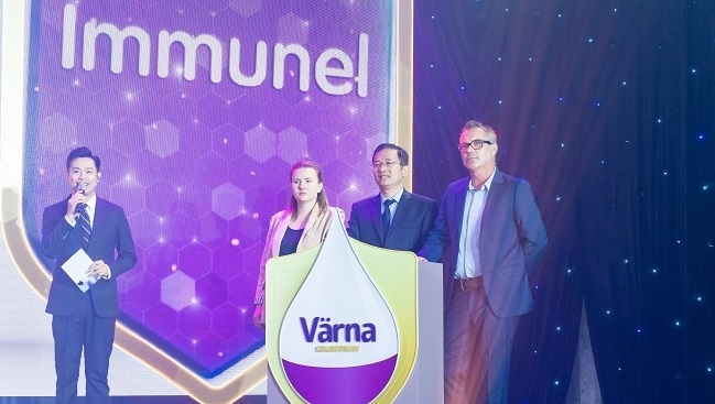 Nutifood Thụy Điển ra mắt sản phẩm Värna Colostrum với thành phần độc quyền từ Mỹ