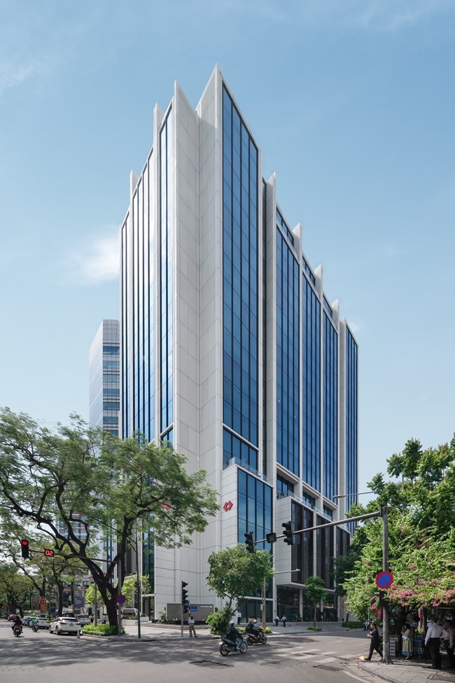Tòa trụ sở Techcombank được trao chứng nhận quốc tế cao nhất về công trình xanh