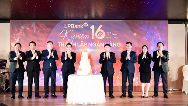 LPBank kỷ niệm sinh nhật 16 năm với nhiều dấu ấn nổi bật