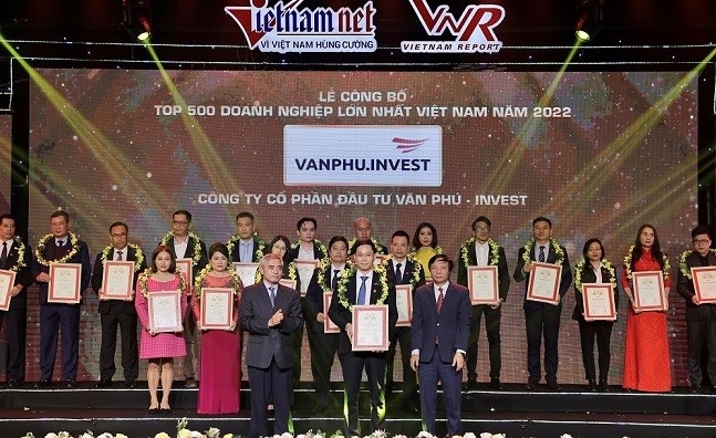 Văn Phú - Invest được vinh danh Top 500 Doanh nghiệp lớn nhất Việt Nam 2022