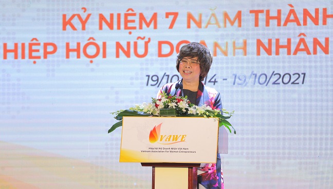 Bà Thái Hương: “Đức tính của người mẹ giúp doanh nghiệp nữ chủ đứng vững trong đại dịch”