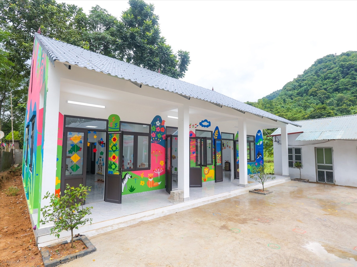 Quỹ Vì Tầm Vóc Việt xây ngôi trường xanh - giáo dục lối sống xanh