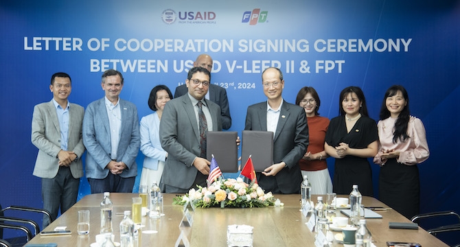 FPT hợp tác với USAID thúc đẩy triển khai năng lượng sạch