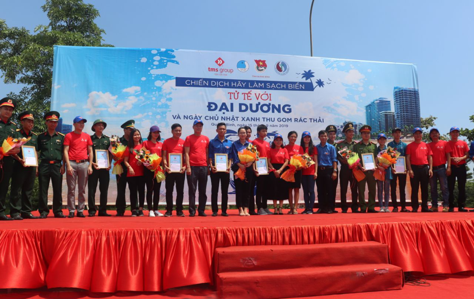 Quảng Bình: 1.000 thanh niên xung kích tham gia chiến dịch làm sạch biển 9