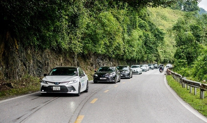 Toyota Việt Nam tổ chức chương trình trải nghiệm các mẫu xe Hybrid 