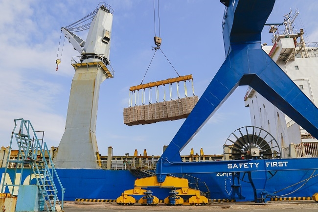 Cảng Chu Lai phát triển mạnh dịch vụ xuất nhập khẩu hàng rời 3