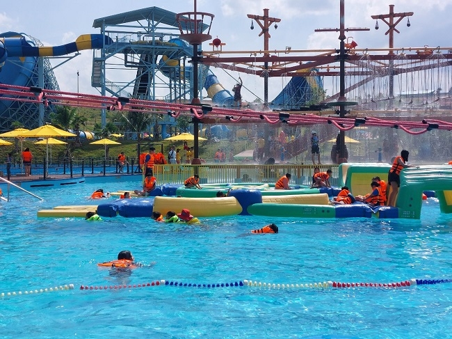 Wonderland Water Park vận hành, NovaWorld Phan Thiet đón hàng chục ngàn lượt khách mỗi ngày