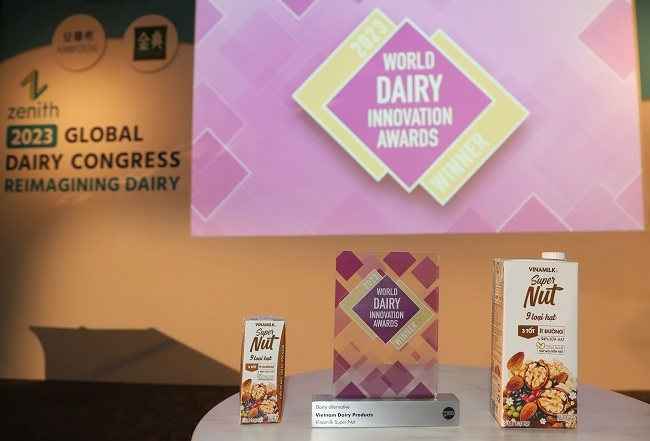 Vinamilk - Thương hiệu sữa Việt Nam đầu tiên có sản phẩm đạt 3 sao từ giải thưởng Superior Taste Award 5